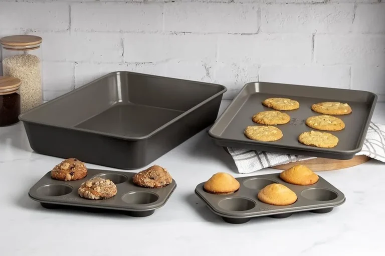 How to Clean Fruit with Baking Soda for Safer Eating