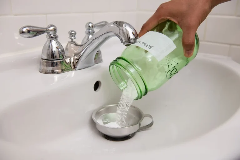 Baking Soda and Vinegar for Drain Odor That Works Fast