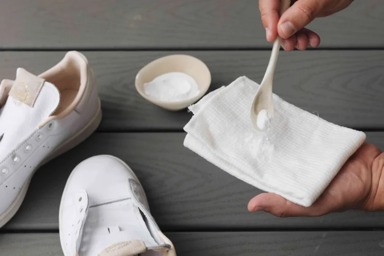 Cleaning White Shoes with Baking Soda Easy Step by Step