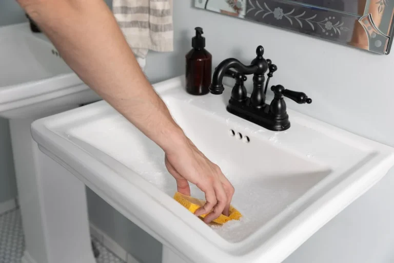 How to Use Baking Soda Clean Sink Fast and Easy